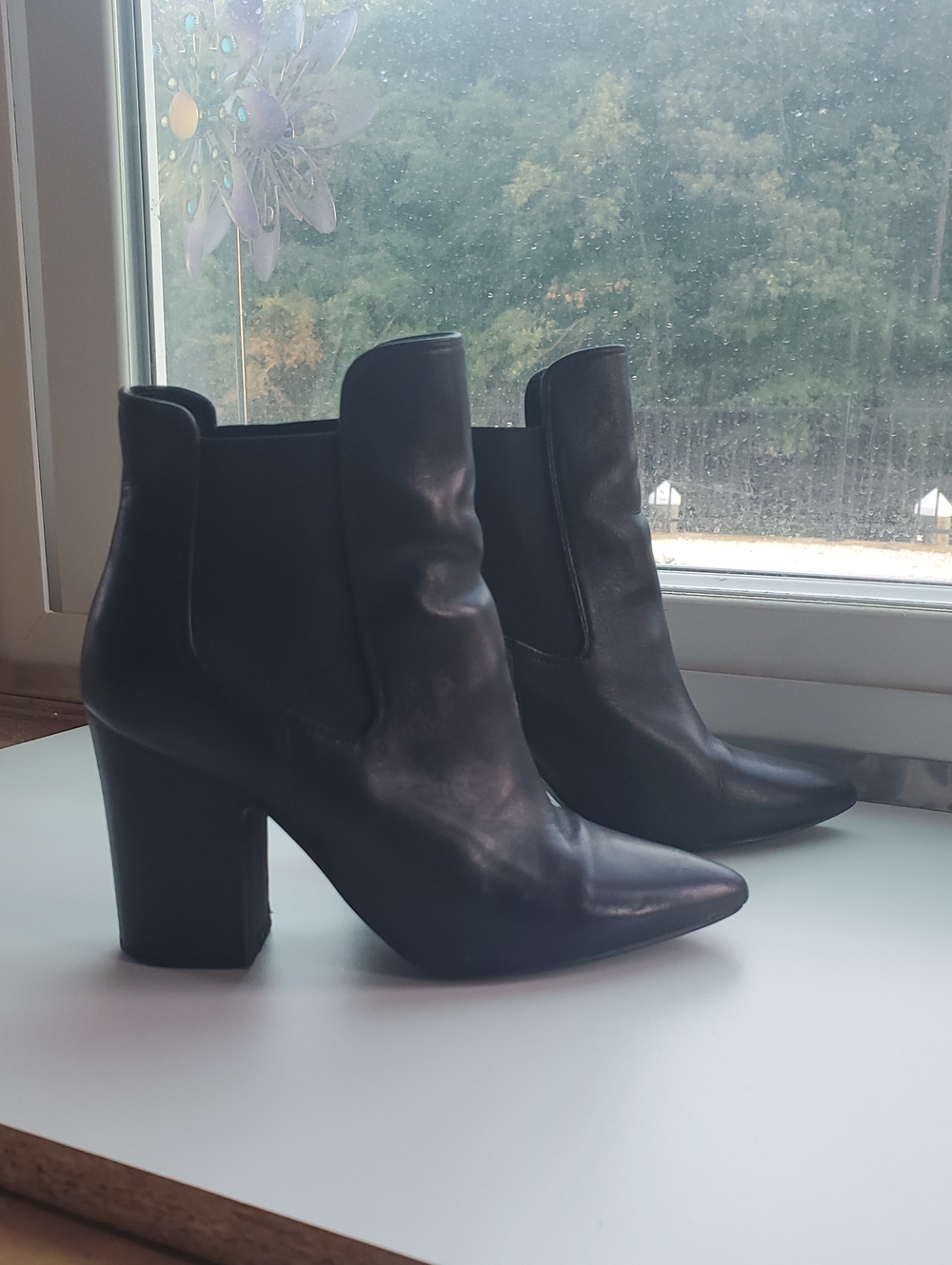 Women’s Black Leather Pointed Ankle Booties with Block Heel